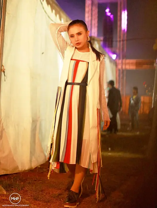 (Instagram/itsrossa)