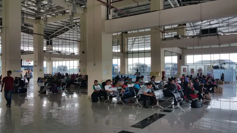 20170620-terminal pulo gebang-jakarta-mudik