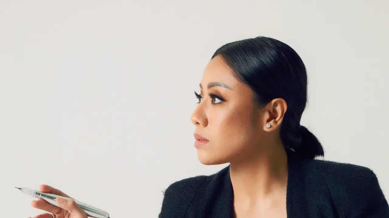 Mengajak Perempuan Indonesia untuk Tetap Produktif Selama Pandemi, Anggie Rassly Meluncurkan Program Online Class.