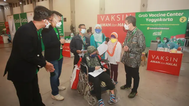 Jokowi Apresiasi Grab Vaccine Center Yogyakarta yang Ramah Penyandang Disabilitas 