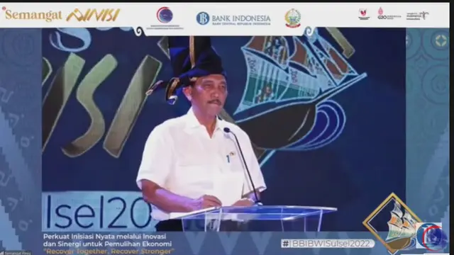 Menko Kemaritiman dan Investasi Luhut Binsar Pandjaitan dalam acara Gerakan Nasional Bangga Buatan Indonesia (Gernas BBI) Sulawesi Selatan yang dipantau dari Jakarta, Kamis (24/2/2022).