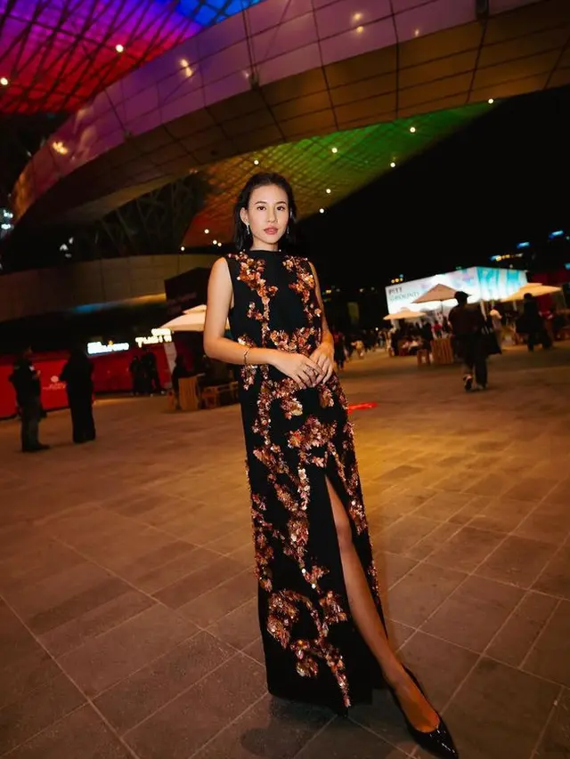 Shenina Cinnamon di Busan International Film Festival. [@armanfebryan]