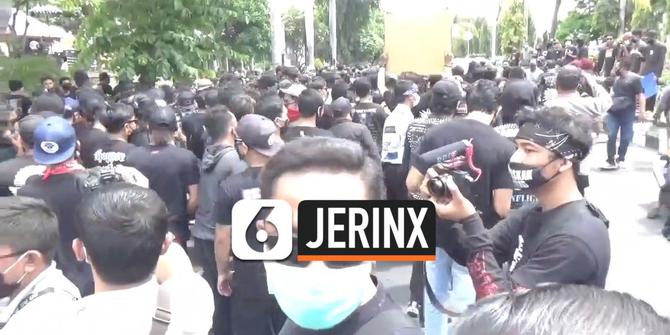VIDEO: Unjuk Rasa Ratusan Pendukung Jerinx Dibubarkan Polisi