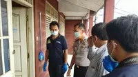 Kontrakan perempuan misterius yang ditemukan tewas dimutilasi di Cikupa, Tangerang. (Liputan6.com/Pramita)