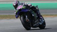 Fabio Quartararo tampil dengan wajah baru pada motor Yamaha YZR-M1 pada tes Shakedown MotoGP Sepang. (X/Yamaha)