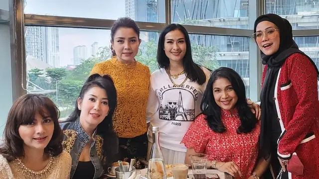 6 Momen Mayangsari Halal Bihalal Bareng Geng Sosialita 'Kepompong', Selalu Kompak