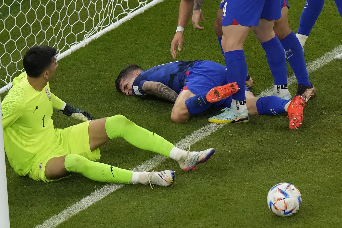 Christian Pulisic cedera usai mencetak gol di Laga Iran vs AMerika Serikat