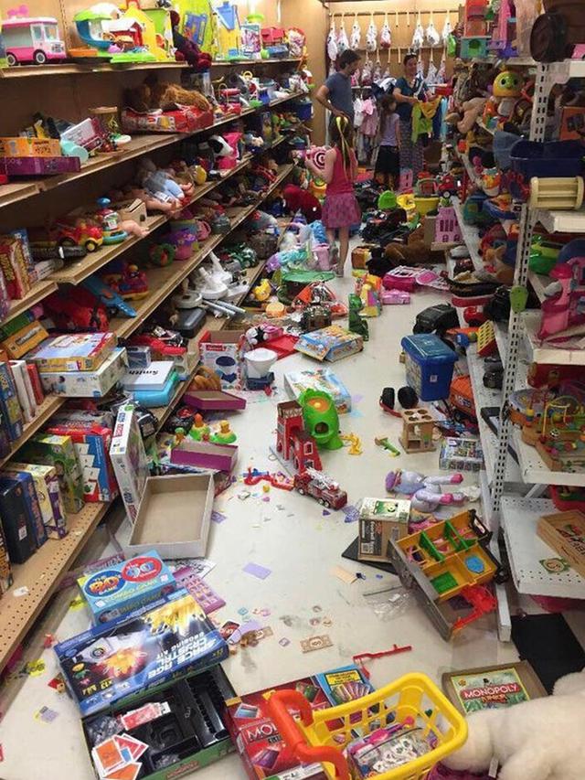 6 Kelakuan Nyeleneh Pengunjung di Supermarket Ini Sukses Bikin Kesal