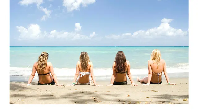 [Bintang] Editor Says: Jangan Banyak Gaya kalau Nggak Bisa Liburan