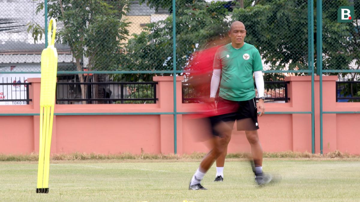 Tak Pakai Jasa Pelatih Asing, Ini Alasan Sumardji dan Alexander Zwiers Percayakan Nova Arianto di Timnas Indonesia U-20