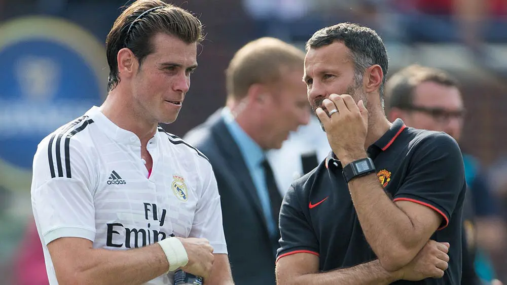 Gareth Bale dan Ryan Giggs (AFP)