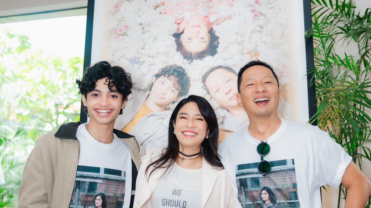 Film Esok Tanpa Ibu (Mothernet) Siap Tayang Awal 2026, Mengajak Kamu Menyelami Rindu pada Ibu Lewat Sentuhan AI