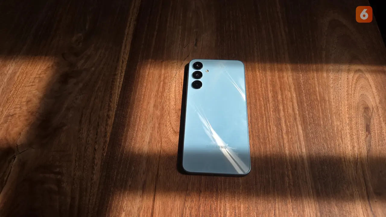Galaxy A16 5G didukung software update hingga 6 tahun lamanya