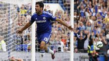 Diego Costa. Striker Spanyol berusia 33 tahun yang sejak Januari 2022 berstatus tanpa klub usai meninggalkan Atletico Mineiro ini didatangkan Chelsea dari Atletico Madrid pada awal musim 2014/2015 dengan nilai transfer 38 juta euro. Ia langsung tampil tajam di musim pertamanya di Liga Inggris dengan mencetak 20 gol dan 3 assist. Bertahan hingga tengah musim 2017/2018 ia total tampil dalam 120 laga di semua ajang dengan torehan 58 gol dan 24 assist. (AFP/Ian Kington)