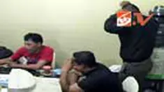Ciptoryanto dan Suharyanto, anggota Satpol PP memeras dan melakukan pelecehan seksual kepada perempuan berusia 16 tahun. Kejadian berlangsung di Taman Monas Jakarta. 