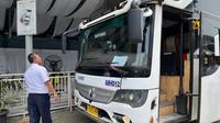 Perum DAMRI jamin kebersihan seluruh armadanya untuk mengangkut para pemudik ke kampung halamannya masing-masing sambut Mudik Lebaran 2024. (Foto: Damri)
