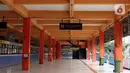Suasana ruang tunggu keberangkatan Terminal Kampung Rambutan, Jakarta, Sabtu (25/4/2020). Untuk mencegah dan memutus mata rantai penularan virus Covid-19, pemerintah resmi melarang aktivitas mudik pada Jumat (24/4) lalu. (Liputan6.com/Helmi Fithriansyah)