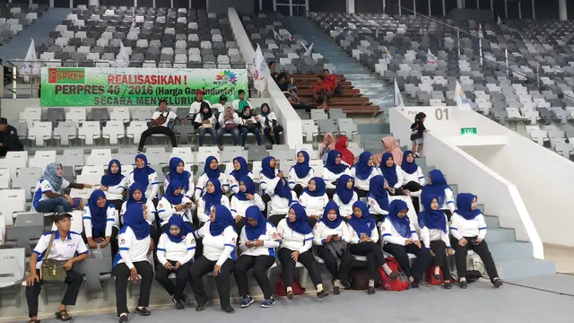 Ribuan buruh dijadwalkan memenuhi Istora Senayan untuk merayakan Hari Buruh Internasional atau May Day 2018. (Liputan6.com/Ady Anugrahadi)