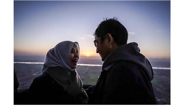 Selalu Mesra, Ini 8 Momen Kebersamaan Sandiaga Uno dan Istri yang Jarang Tersorot