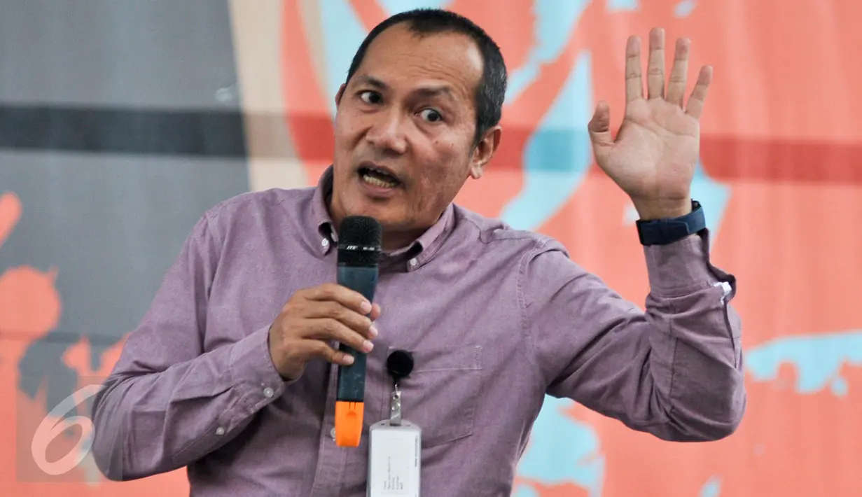 Wakil Ketua KPK, Saut Sitomorang saat menjadi pembicara Pesta Pendidikan untuk memperingati Hari Pendidikan Nasional di RPTRA Kalijodo, Jakarta, Selasa (2/5). (Liputan6.com/Yoppy Renato)