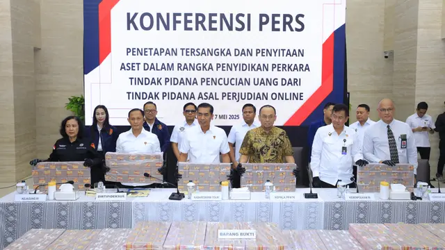 Konferensi pers penetapan tersangka dan penyitaan aset dalam rangka penyidikan perkara TPPU dari tindak pidana Judi Online