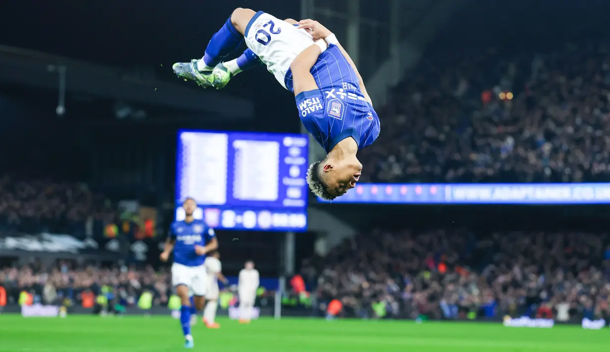 Namun Ipswich kini masih ada di posisi 18 klasemen sementara Liga Inggris 2024/2025. Sedangkan Chelsea tertahan di peringkat empat dengan raihan 35 poin dari 19 laga. (AP Photo/Richard Pelham)
