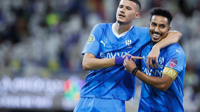 Abdullah Al-Hamdan (Kiri)