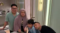Menu Sahur di Rumah Raffi Ahmad Jadi Sorotan, Warganet Sebut Tetap Merakyat.&nbsp; foto: (dok.Instagram @raffinagita1717/https://www.instagram.com/p/DGtf_3Yz2FA/Henry)