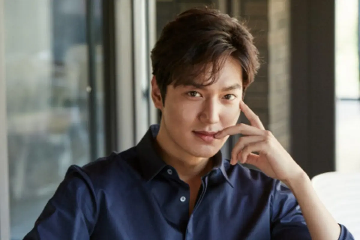 [Bintang] 8 Aktor Drama Korea Selatan yang Tak Akan Muncul pada Tahun Ini