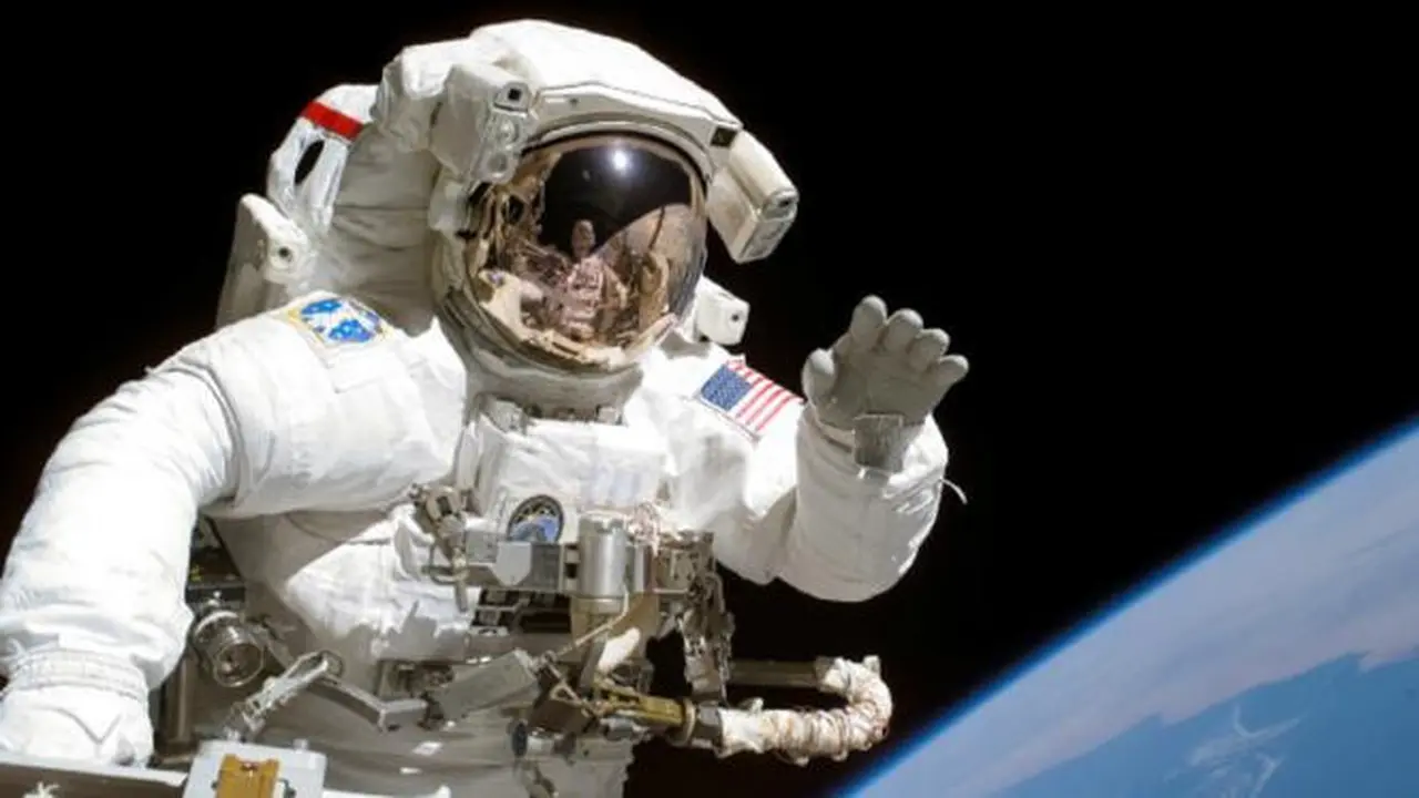 Ilustrasi astronot