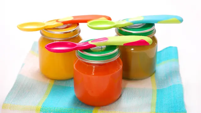 Tips Mengajak Si Kecil Perjalanan Jauh Pertama Kali, Apa Saja yang Harus Disiapkan?