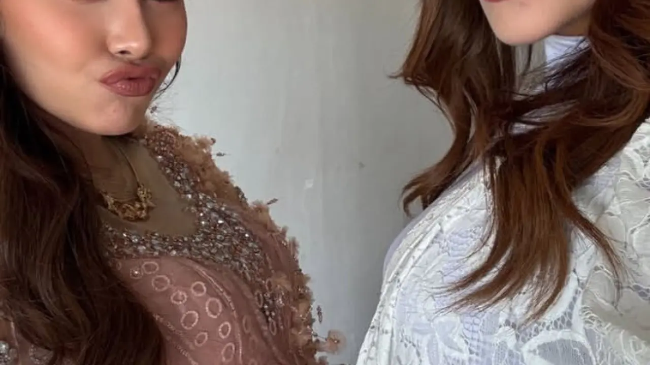 Tampilan Layering Aaliyah Massaid di Tujuh Bulanan Mahalini