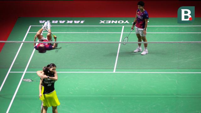 Foto: Istora Bergemuruh Kekecewaan, Tiga Wakil Indonesia Termasuk Apriyani/Fadia Tumbang pada Laga yang Sama di Indonesia Masters 2023