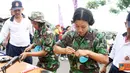 Citizen6, Bumimoro: Lomba yang bisa disebut Triatlon Versi Kowal ini, dilepas Ketua Pegurus Gabungan Jalasenastri Kobangdikal, Rahayuningsih Sadiman. Triathlon versi Kowal tersebut dilaksanakan secara beregu. (Pengirim: Penkobangdikal)
