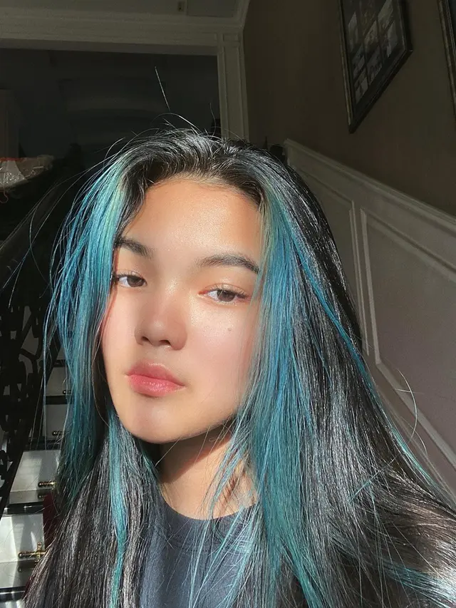 6 Potret Queennara, Putri Cantik Liza Natalia yang Bergaya Swag