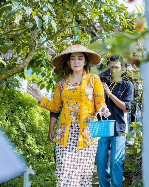 Voyaga etgan uy qurilishi porno fotosuratlari va videolari