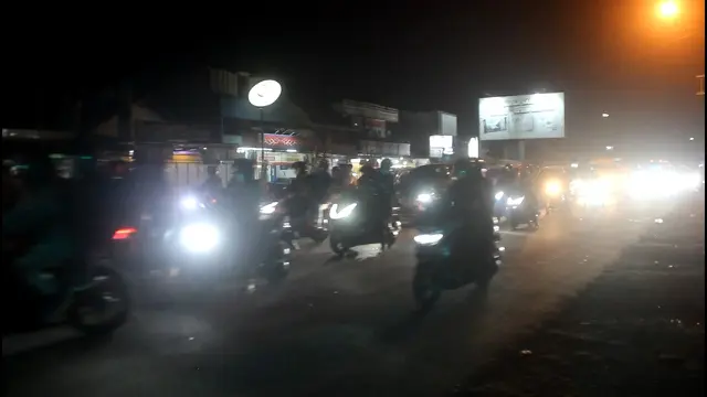 Info Arus Balik 2022: 300 Ribu Kendaraan Memadati Jalur Pantura Cirebon Arah Jakarta