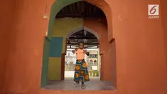 Dalam rangka hari anak perempuan dunia, sejumlah anak perempuan di berbagai belahan dunia menari demi menyampaikan pesan feminisme.