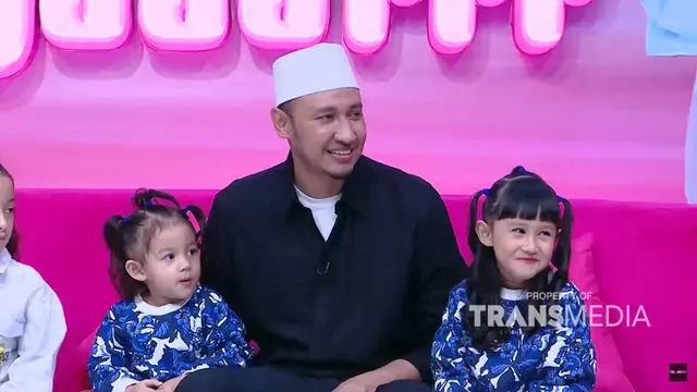 Khalisa minta hadiah umrah dari Kartika Putri. (credit:youtube.com/@TRANSTVofficial)