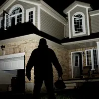 Kini kamu harus lebih waspada karena ternyata para maling juga punya kode rahasia agar aksinya merampok mereka bisa berjalan lancar.
