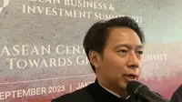 Legacy Lead of ASEAN Net Zero Hub and Carbon Centre of Excellence, Dharsono Hartono dalam acara Business &amp; Investment Summit di Sultan Hotel, Jakarta pada Senin (4/9/2023). (Tasha/Liputan6.com)