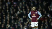 Video highlights gol gelandang muda Aston Villa, Carles Gil kala bertandang