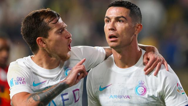 Foto: Didukung Georgina Rodriguez dan Anak-Anak, Cristiano Ronaldo Cetak Gol dan Jadi Top Skor Sementara Saudi Pro League 2023 / 2024