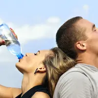 Hati-hati! Salah cara minum air putih bisa sebabkan kematian!