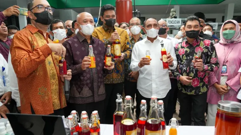 Menteri Koperasi dan UKM Teten Masduki  melakukan Kunjungan Kerja Bersama Stakeholder Kelapa Sawit di Pusat Penelitian Kelapa Sawit, Medan, Sumatera Utara