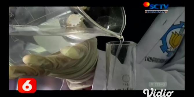 VIDEO: ITS Bagikan Gratis Hand Sanitizer Standar WHO