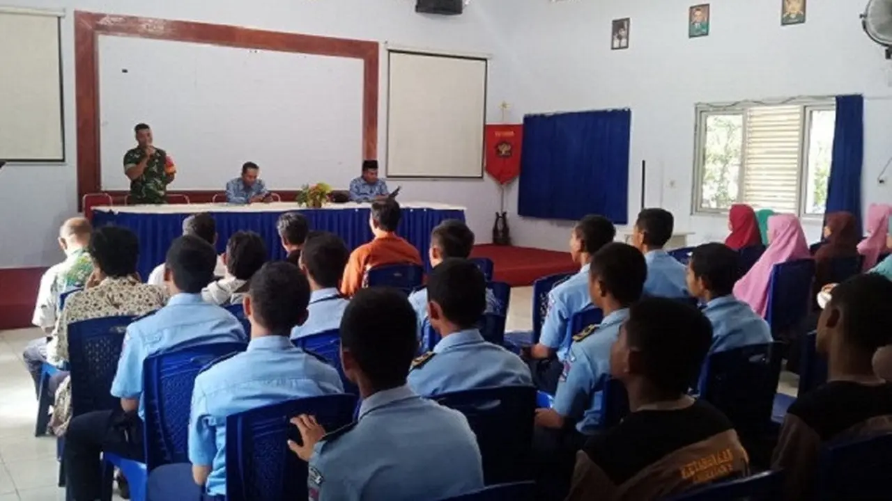 Bendera HTI di SMKN 2 Sragen
