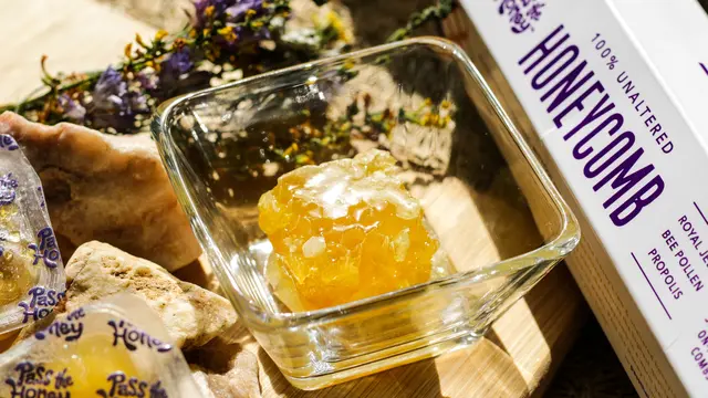 [Fimela] Ilustrasi Raw Honey