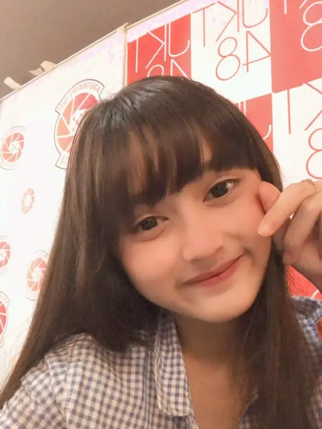 Potet Caitlyn Gwyneth Member Termuda JKT48. (Sumber:  twitter.com/G_CaitlynJKT48)