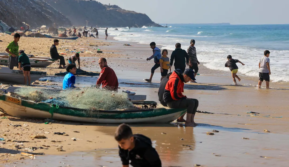 Gencatan senjata untuk memberi waktu bagi pembebasan sandera Israel dan tahanan Palestina. (Mahmud Hams/AFP)